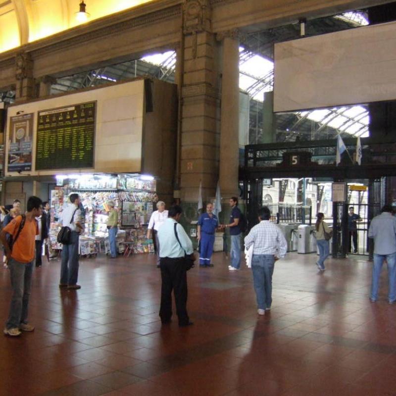 Retiro Station Inside